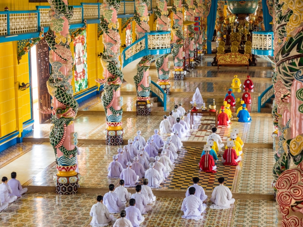 Caodaism and the Cao Dai temple of Tây Ninh