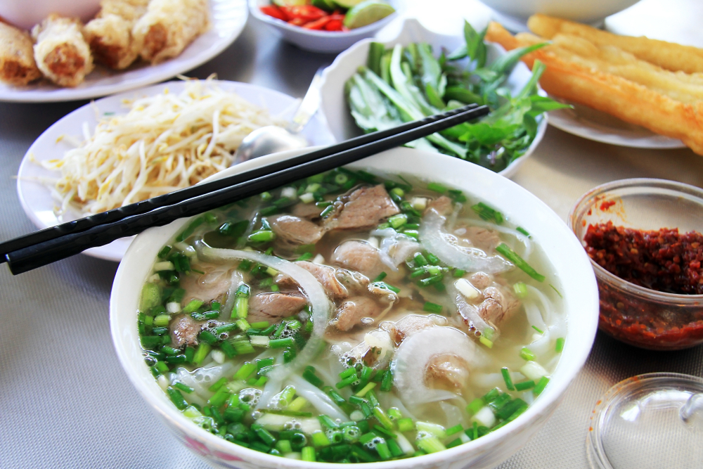 le pho plat au vietnam