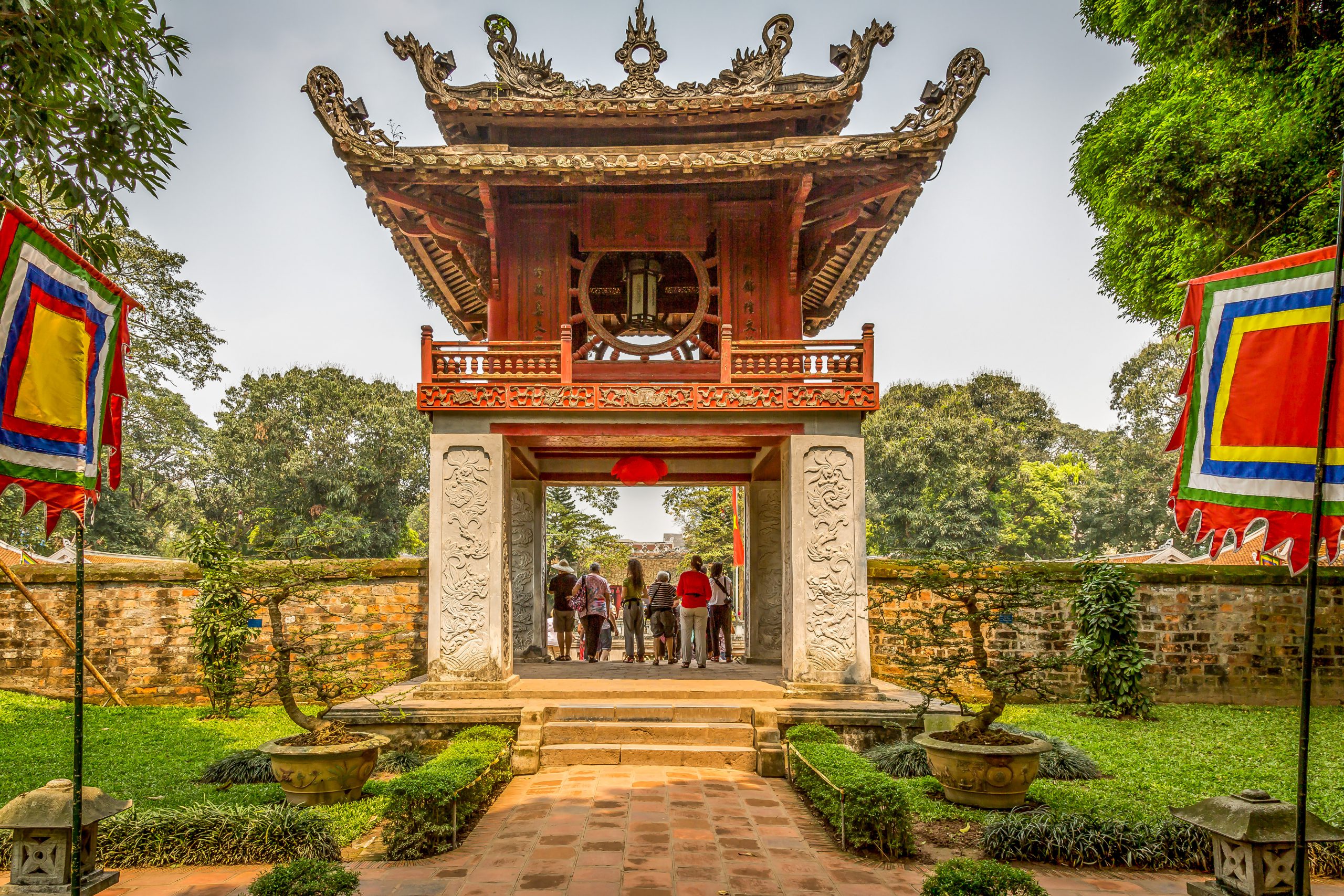500px-photo-id-105526313-the-temple-of-literature-is-a-temple-of-confucius-in-hanoi-northern-vietnam-the-temple-hosts-the-imperial-academy-vietnams-first-national-university-the-temple-was-b