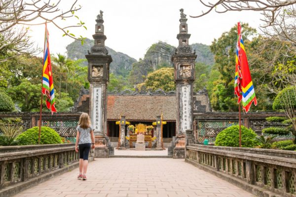 Entrée du temple de l’empereur Dinh Tien Hoang à Hoa Lu, Ninh Binh