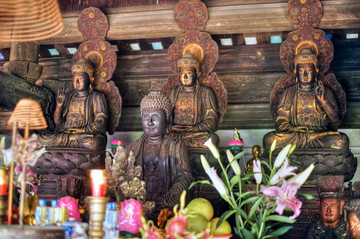 Découverte de la collection de 18 arhats à la pagode Tay Phuong