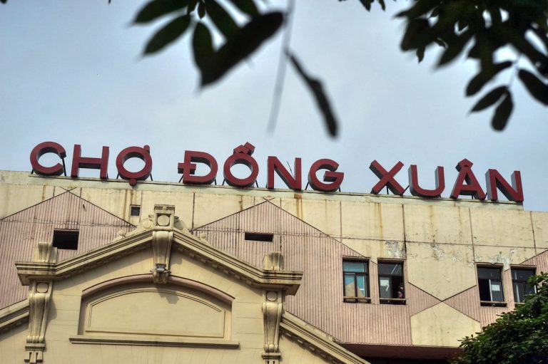 marché de Dong Xuan a Hanoi