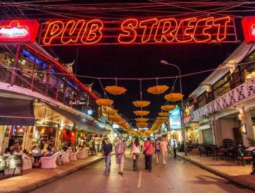 Circuit Cambodge en 14 Jours : Culture, Nature et Aventure