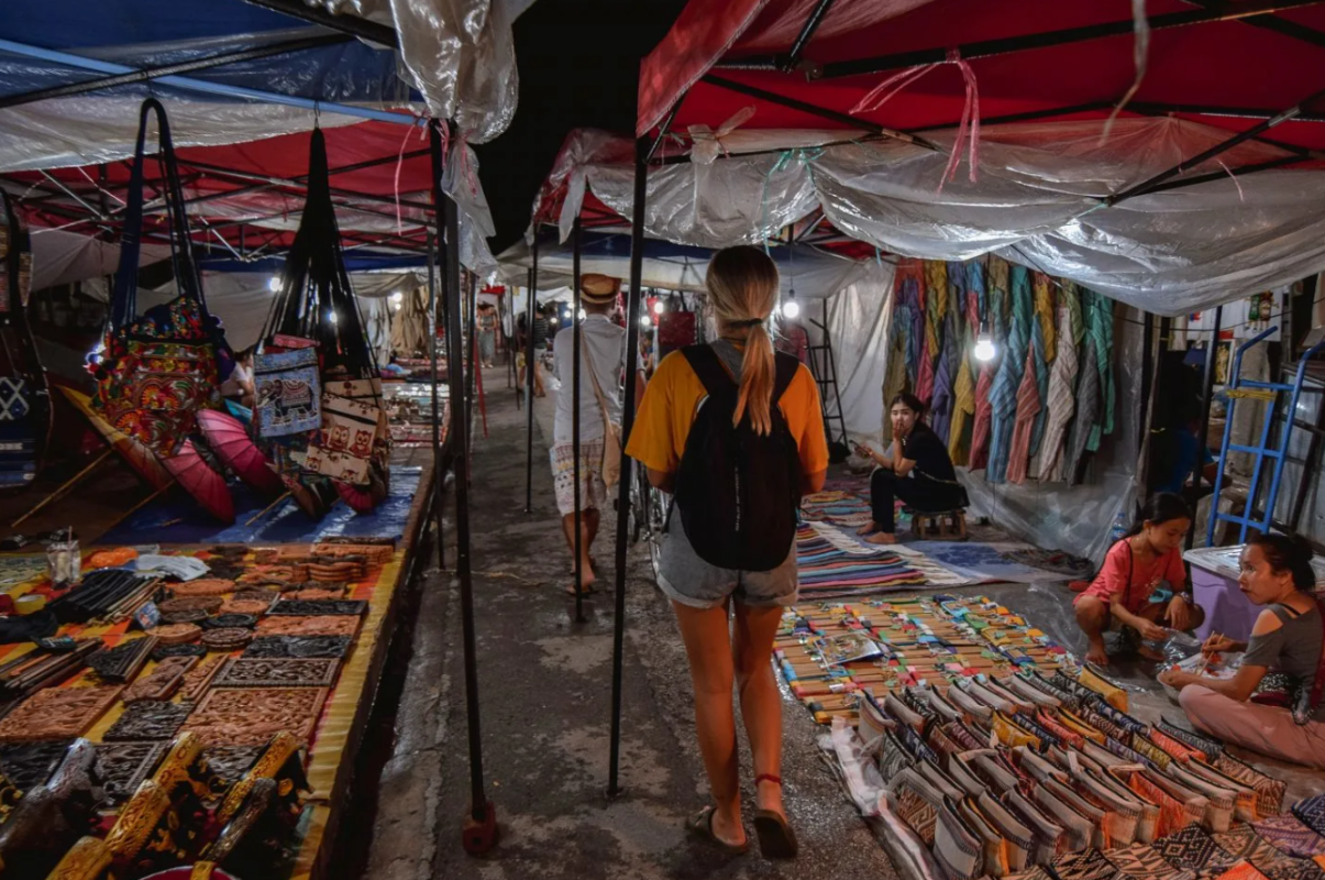 marché nocturne de Luang Prabang
