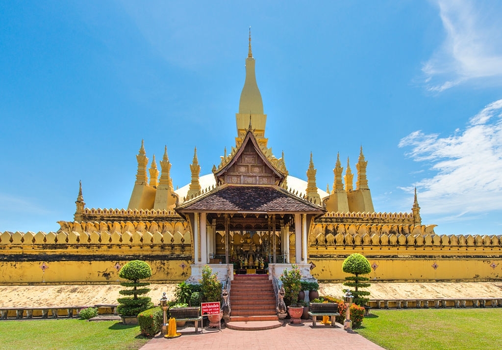 pha-that-luong-vientiane