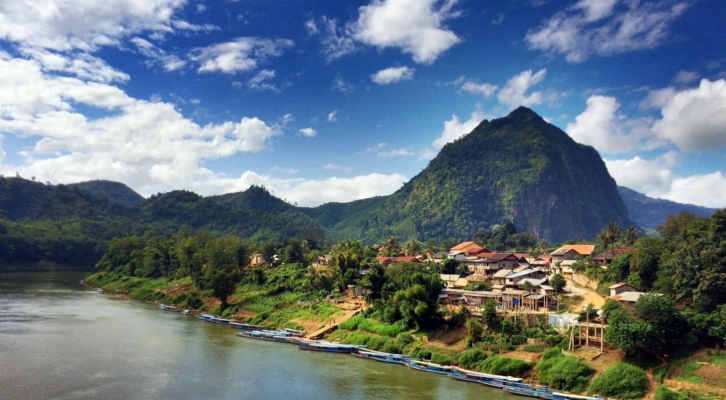 Nong Khiaw Pha Khuang