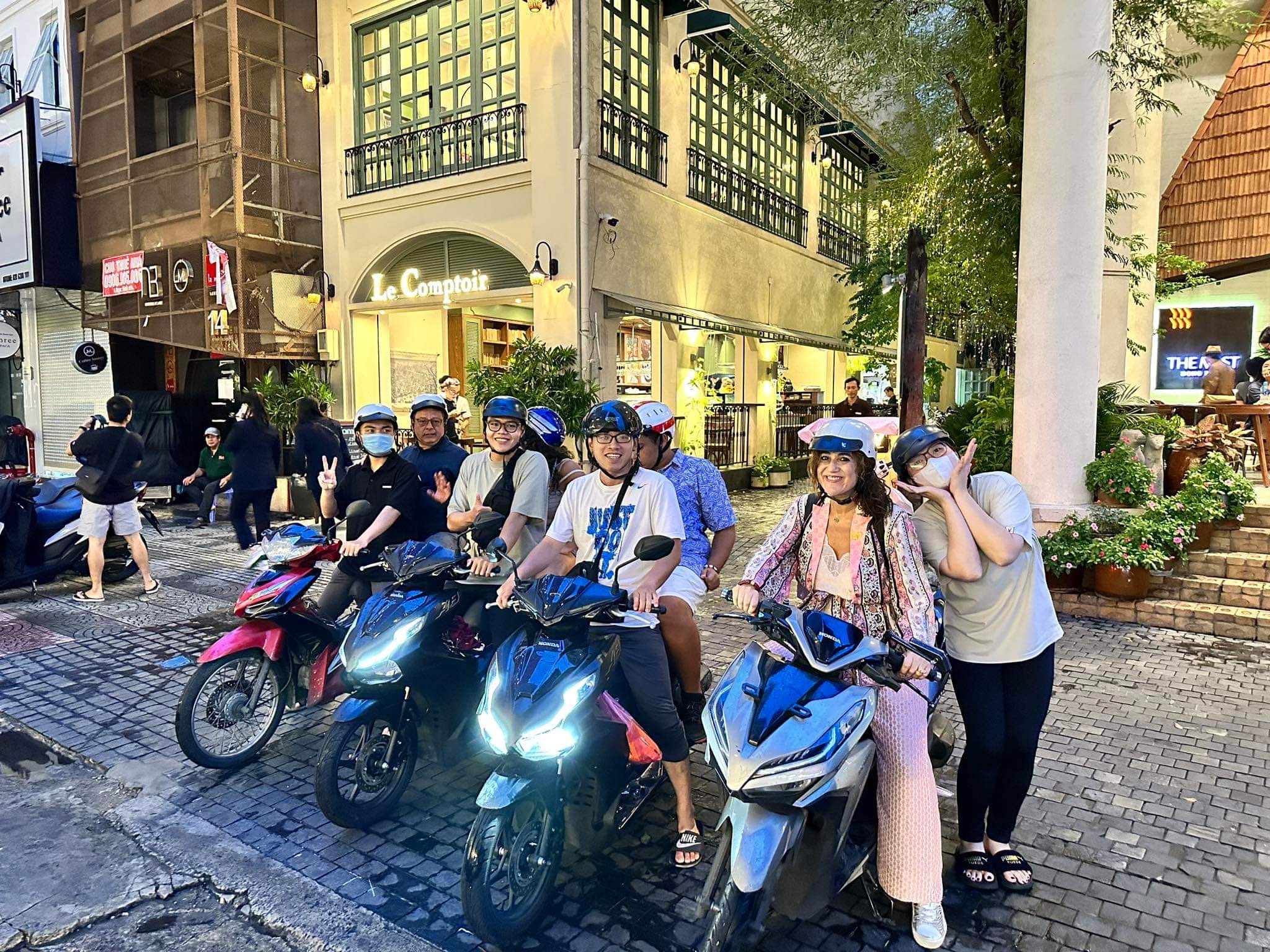 Explorez la nuit à Saigon : Top 18 meilleures activités à faire pour une aventure locale authentique