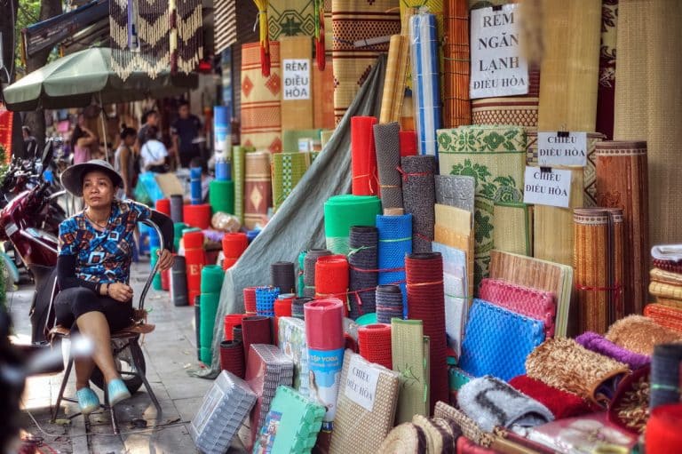 rue hang chieu a Hanoi