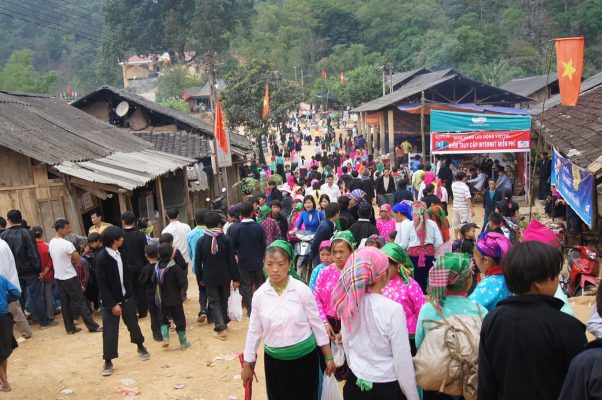 Marché de l’amour de Khau Vai Ha Giang