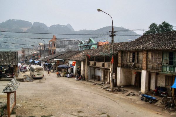 le vieux quartier de Đồng Văn