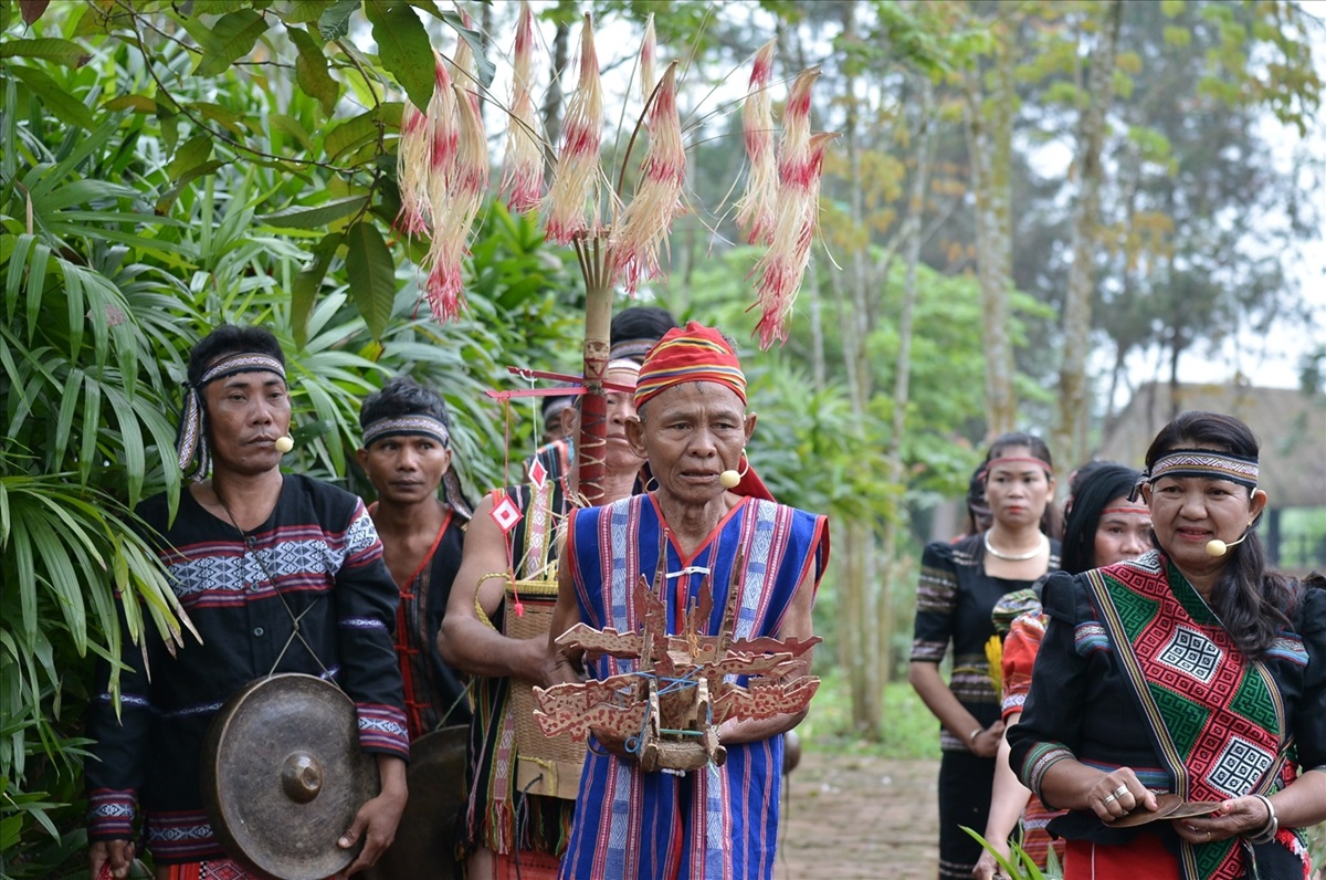 Les Xtieng, ethnie des Hauts Plateaux