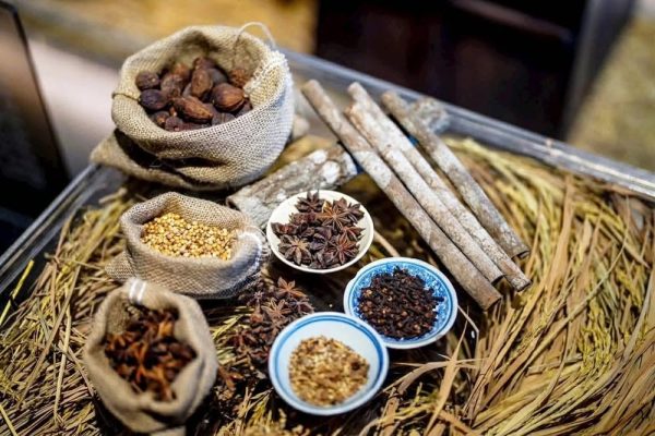 Les ingrédients essentiels du phở