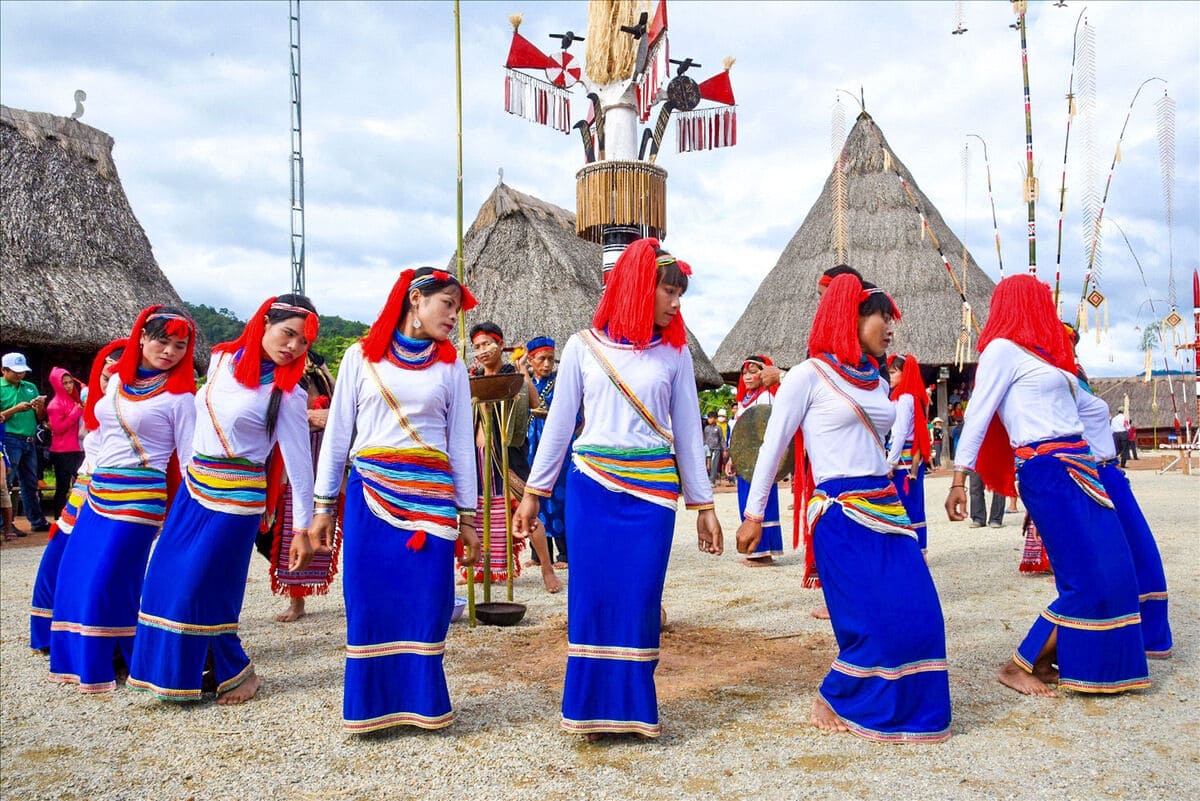 Ethnie Cor au Vietnam : culture, gongs et traditions Ethnie Cor au Vietnam : culture, gongs et traditions