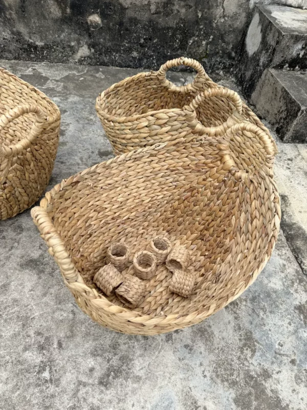 Des paniers artisanaux fabriqués à Kim Son.