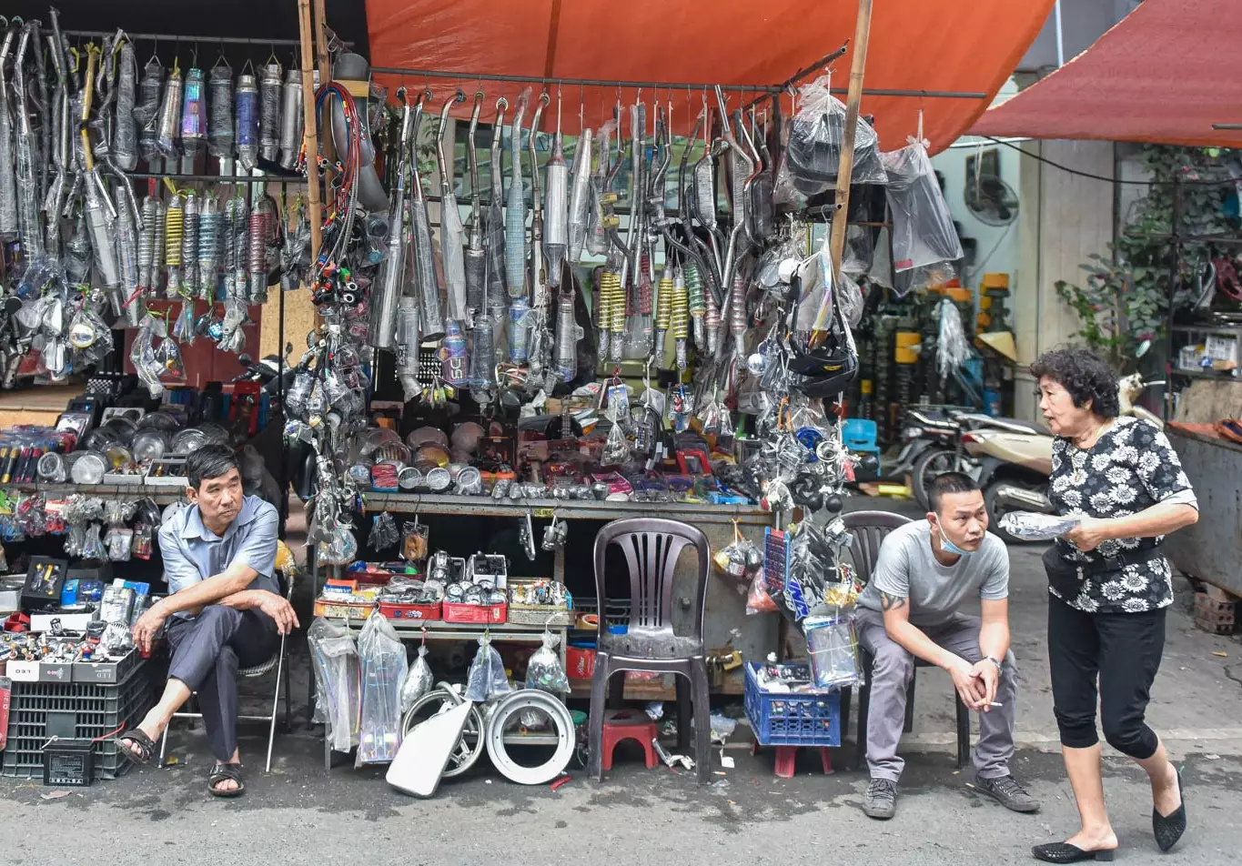 Découvrez le marché Trời (marché aux puces) à Hanoï
